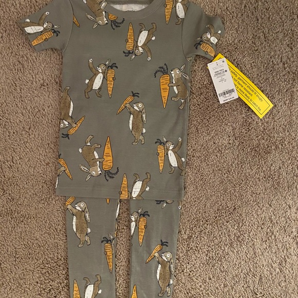 Carter’s Easter bunny carrot pajamas UNISEX - Picture 7 of 11